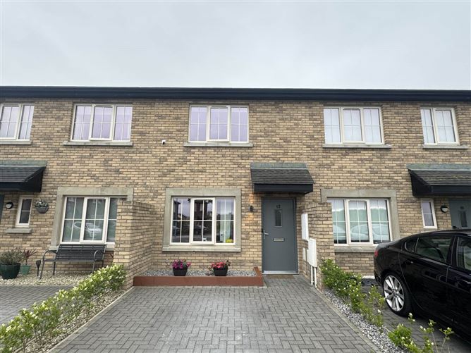 17 Dundoogan, Dundalk, County Louth