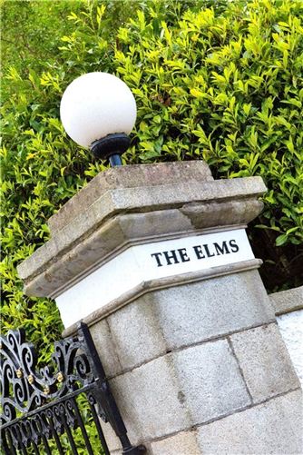 111 The Elms, Mount Merrion Avenue, Blackrock, Co. Dublin