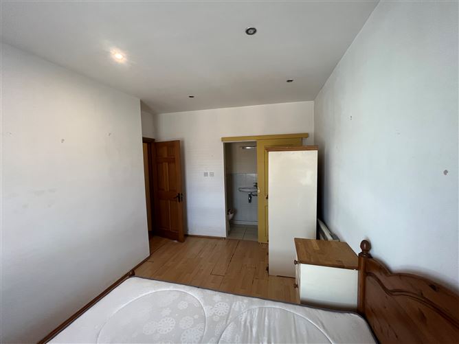 16 Rutland Place, South Terrace, City Centre Sth, Cork City