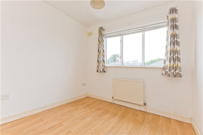 76 Colthurst Crescent, Huntington Glen, Lucan, Co. Dublin