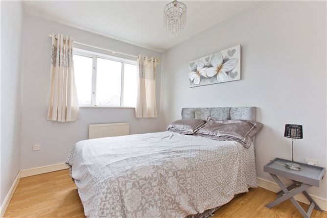 76 Colthurst Crescent, Huntington Glen, Lucan, Co. Dublin