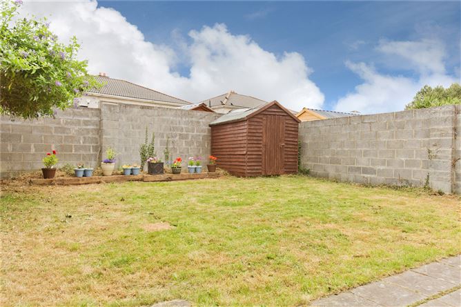 76 Colthurst Crescent, Huntington Glen, Lucan, Co. Dublin
