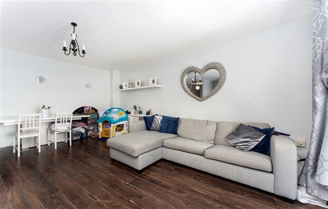 172 Block C, Aras Na Cluaine, Clondalkin, Dublin 22