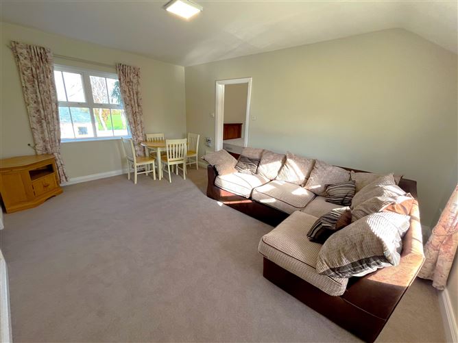 Apt 3, Kilrush Airfield, Kilcullen, Kildare