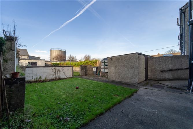 10 Saint James's Road, Greenhills, Dublin 12