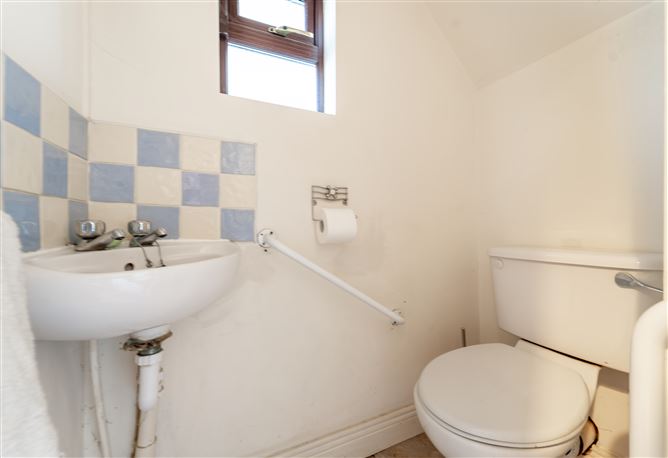 10 Saint James's Road, Greenhills, Dublin 12