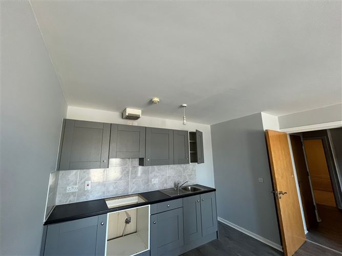 Citywest Plaza, Tallaght, Dublin 24