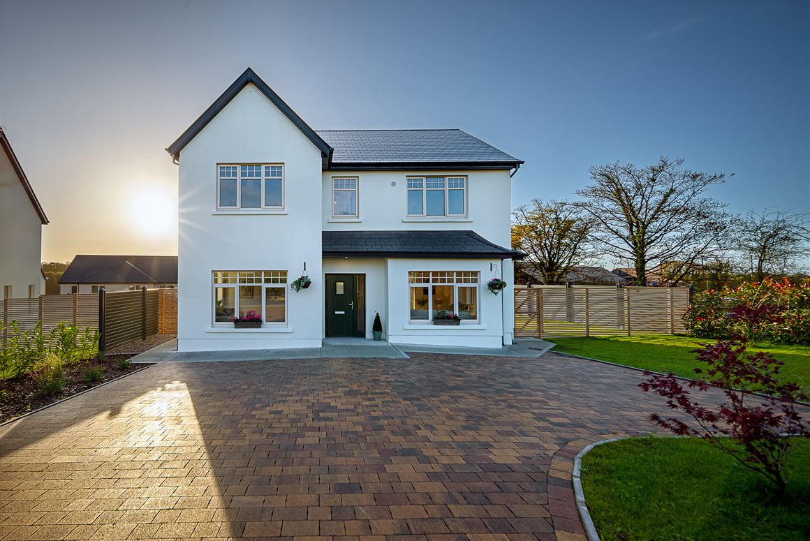6 Errina Locke, Oireanach, Church Road, Clonlara, Clare