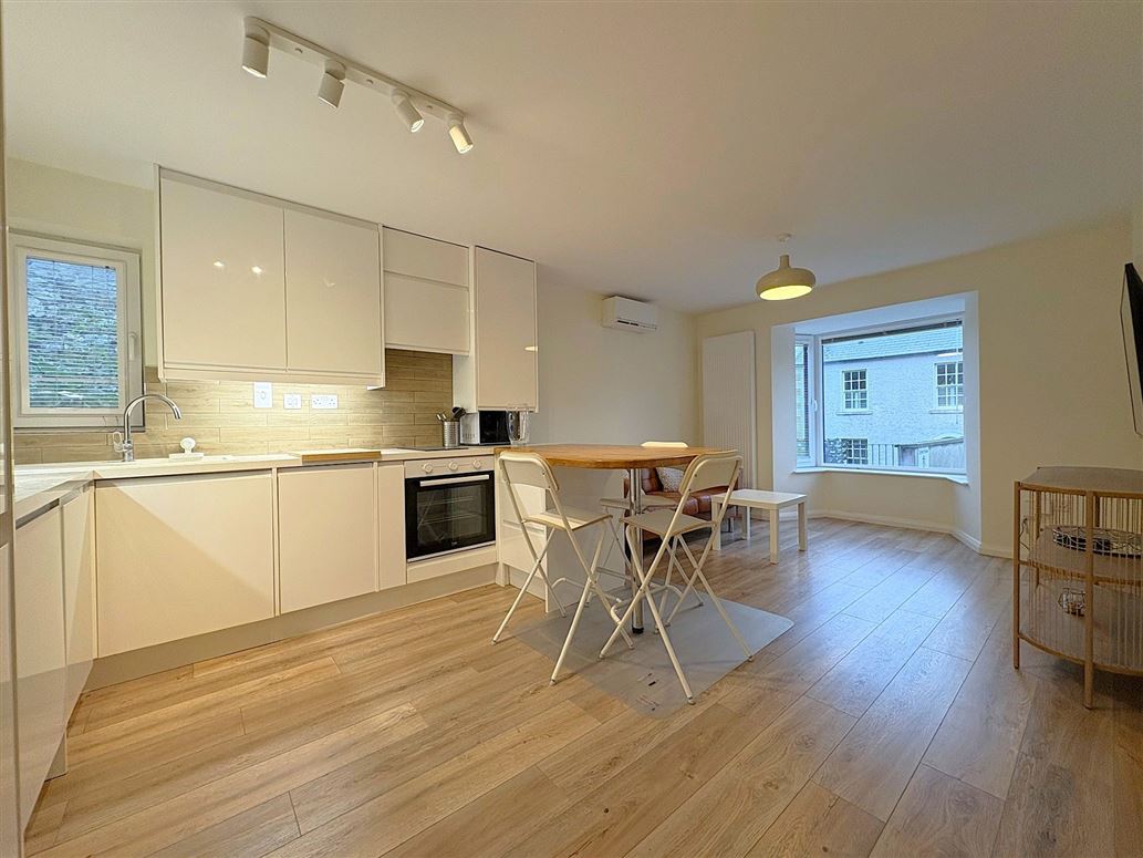  2 Carlyle House, Church Rd, Howth, County Dublin