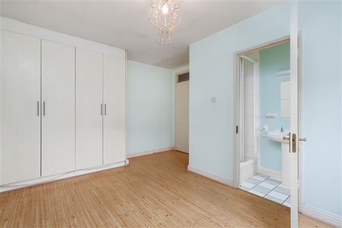 2 Lanesborough Park, Finglas, Dublin 11