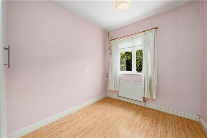 2 Lanesborough Park, Finglas, Dublin 11