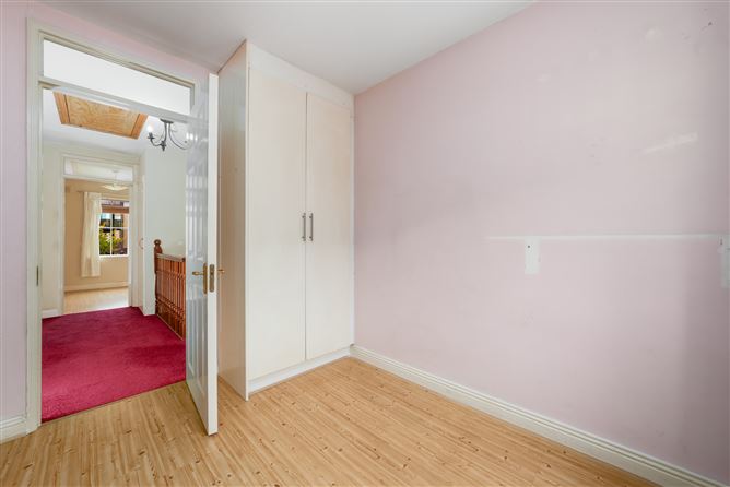 2 Lanesborough Park, Finglas, Dublin 11
