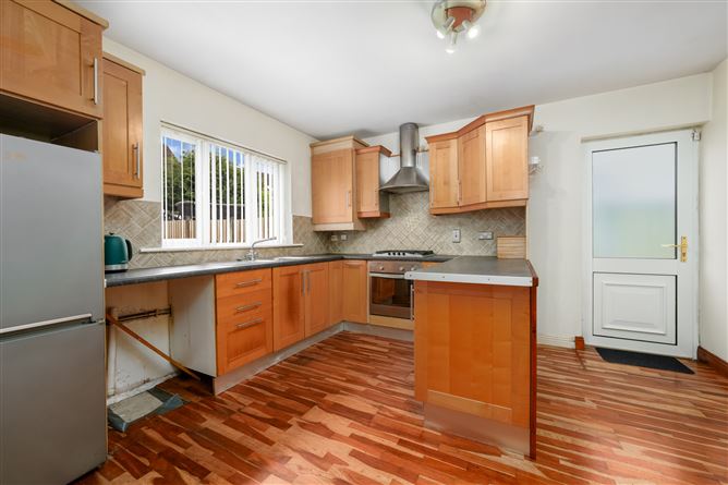 2 Lanesborough Park, Finglas, Dublin 11