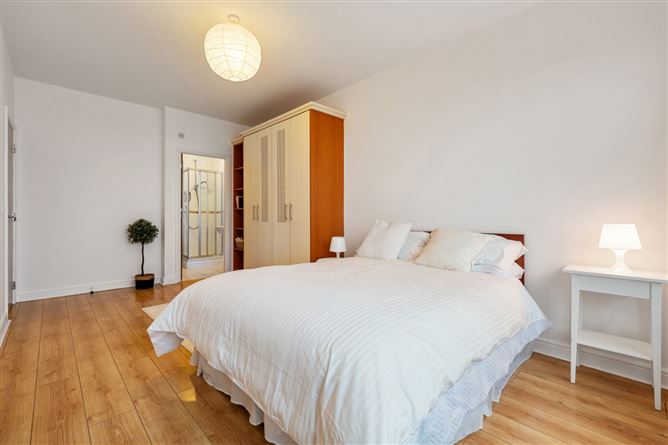 23 Bracken Hill, Sandyford, Dublin 18