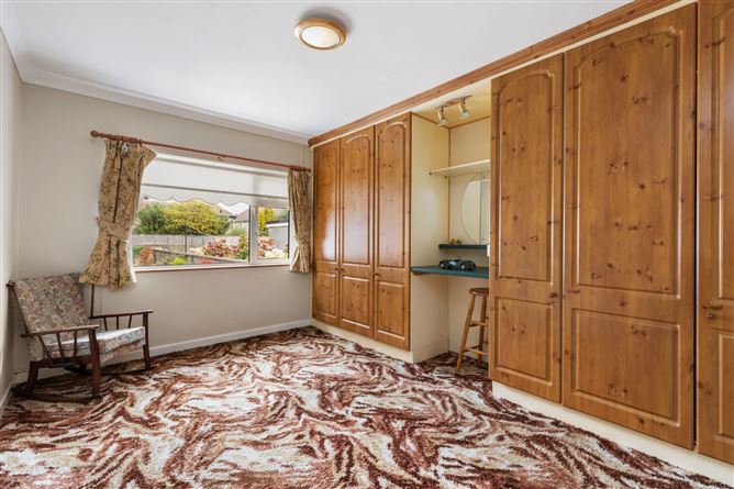 Photo 8 of 14 — 82 Meadow Grove, Churchtown, Dublin 16