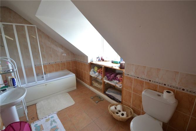 1 Abbey Court, Newtown, Ferns, Co.Wexford