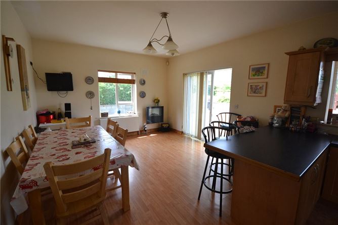 1 Abbey Court, Newtown, Ferns, Co.Wexford