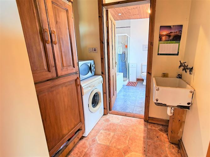 Swan Cottage, Ballinafad Road, Belcarra, Castlebar, Mayo