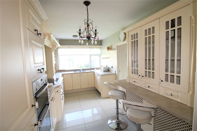 160 Roselawn Road, Castleknock,   Dublin 15