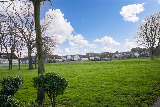 32 Seapark, Malahide,   County Dublin