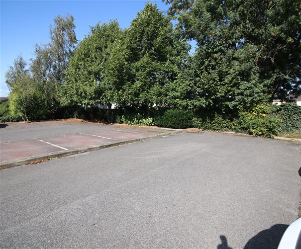 4 Ballentree Lodge, Tyrrelstown, Dublin 15