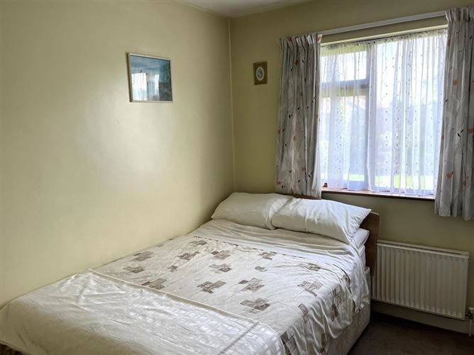 Sean Phobal, 17 Comeragh Crescent, Dungarvan, Waterford