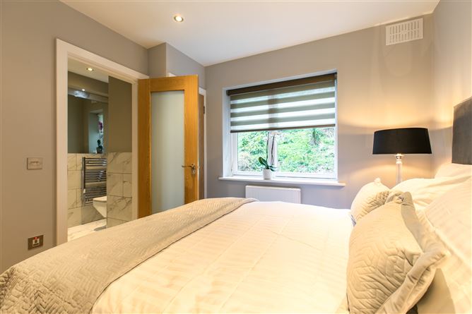 26 Riverbank, Dodder Park Road, Rathfarnham, Dublin 14