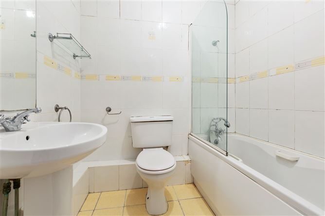 13 Linden Court, House 4, Grove Avenue, Blackrock, Dublin