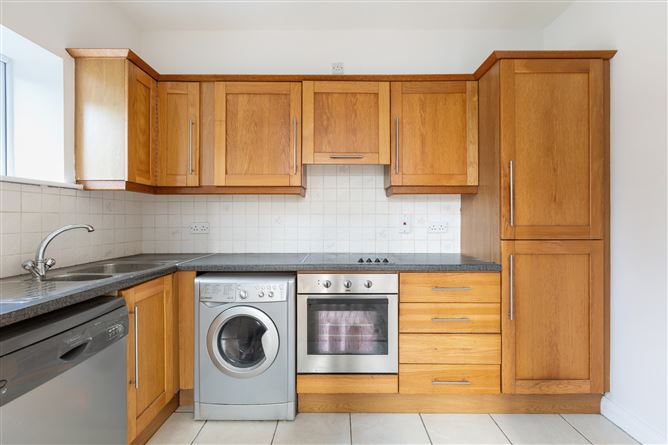 13 Linden Court, House 4, Grove Avenue, Blackrock, Dublin