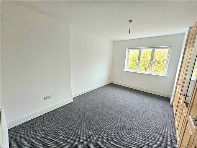 32 The Green, Riverbank, Drogheda, Louth