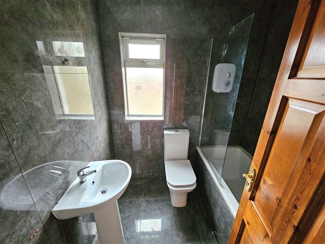 32 The Green, Riverbank, Drogheda, Louth