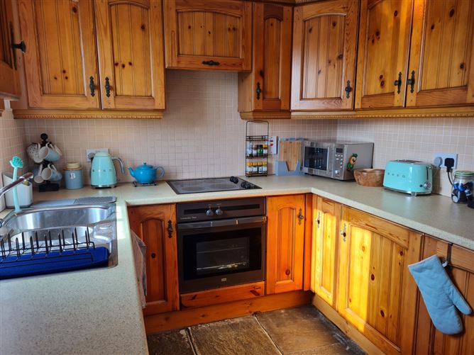 Sea to Summit Cottage,