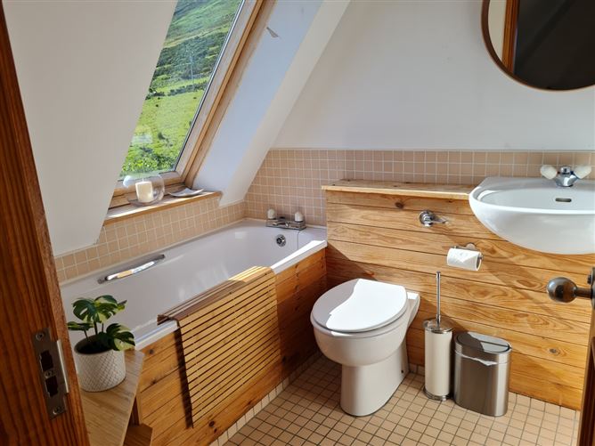 Sea to Summit Cottage,