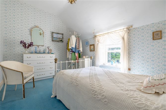 Slievenamon Cottage, Cahir, Tipperary