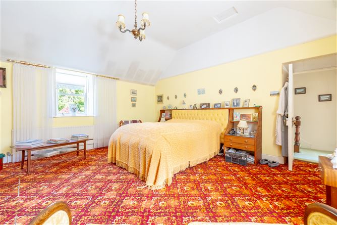 Slievenamon Cottage, Cahir, Tipperary