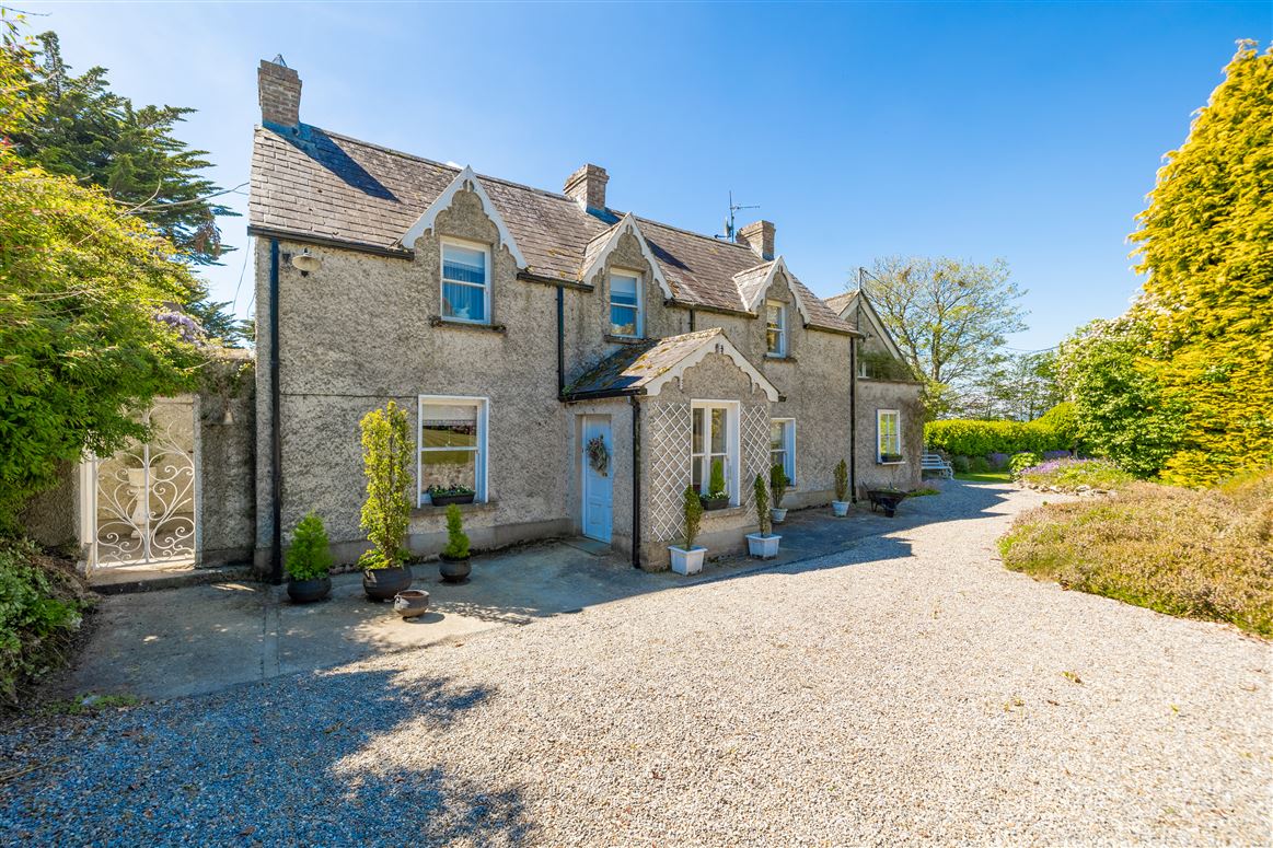 Slievenamon Cottage, Cahir, Tipperary
