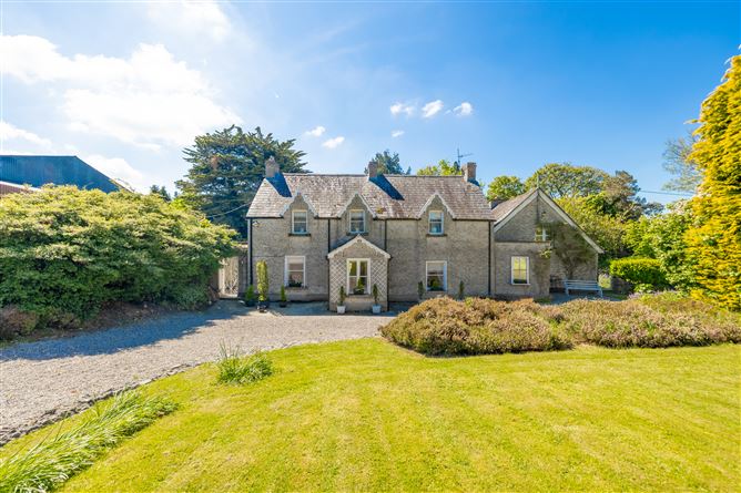 Slievenamon Cottage, Cahir, Tipperary