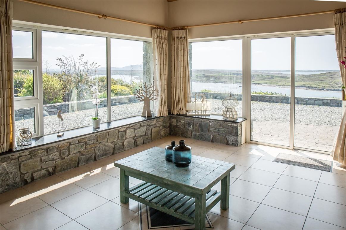 Once Upon a Tide,H71 A589, Clifden, Galway