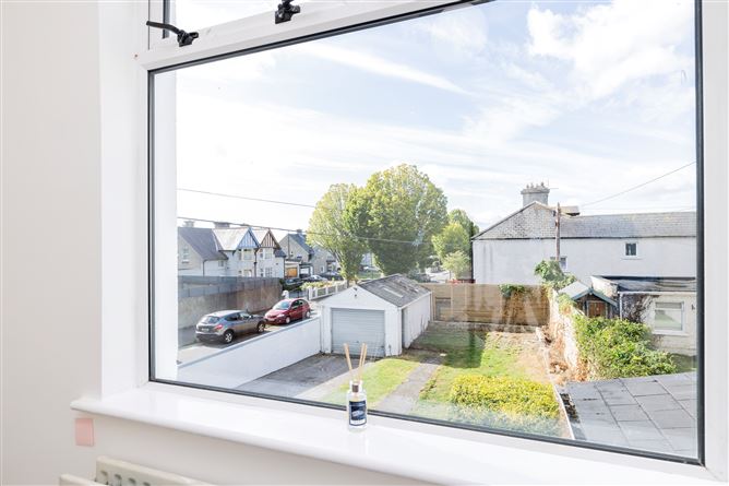https://photos-a.propertyimages.ie/media/8/5/5/4952558/baae7e77-2cc0-4136-871e-bd71f4a7344a_l.jpg