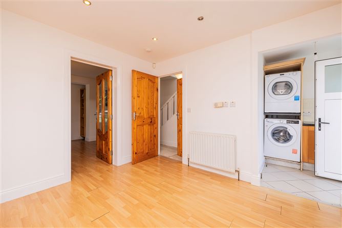 https://photos-a.propertyimages.ie/media/8/5/5/4952558/baae7e77-2cc0-4136-871e-bd71f4a7344a_l.jpg