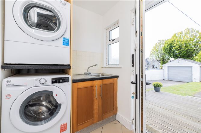 https://photos-a.propertyimages.ie/media/8/5/5/4952558/baae7e77-2cc0-4136-871e-bd71f4a7344a_l.jpg