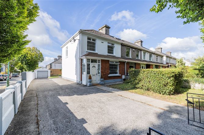 https://photos-a.propertyimages.ie/media/8/5/5/4952558/baae7e77-2cc0-4136-871e-bd71f4a7344a_l.jpg
