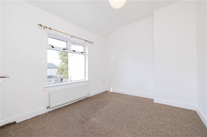 https://photos-a.propertyimages.ie/media/8/5/5/4952558/baae7e77-2cc0-4136-871e-bd71f4a7344a_l.jpg