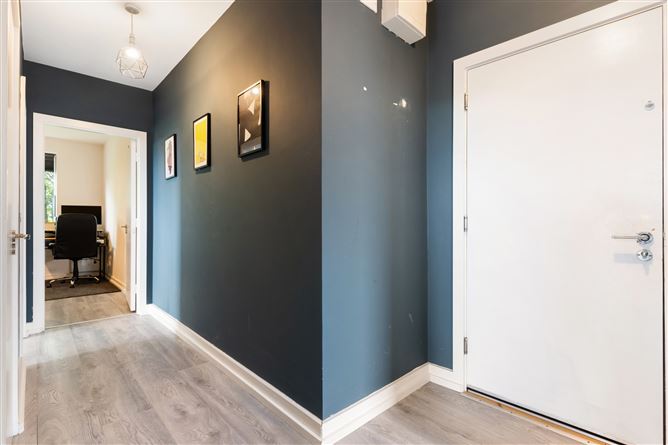 65 Ard Cluain, Main Street, Clonee