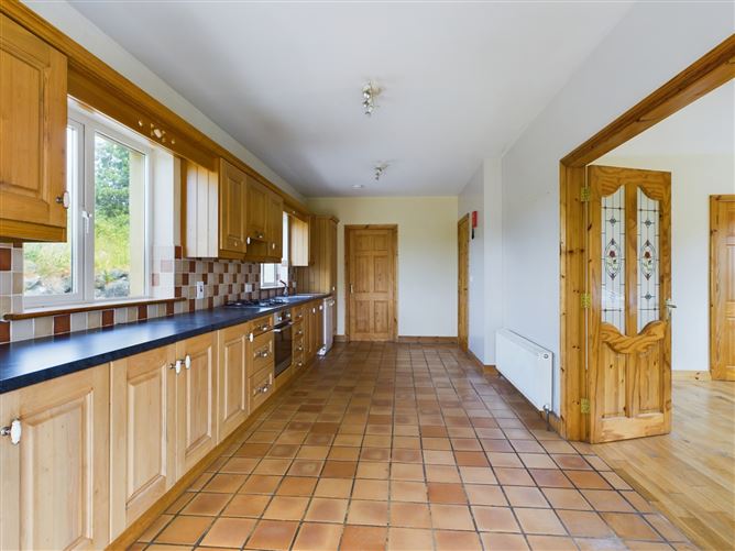 Kihaska, Corofin, Co. Clare. Sherry FitzGerald McMahon 4712658