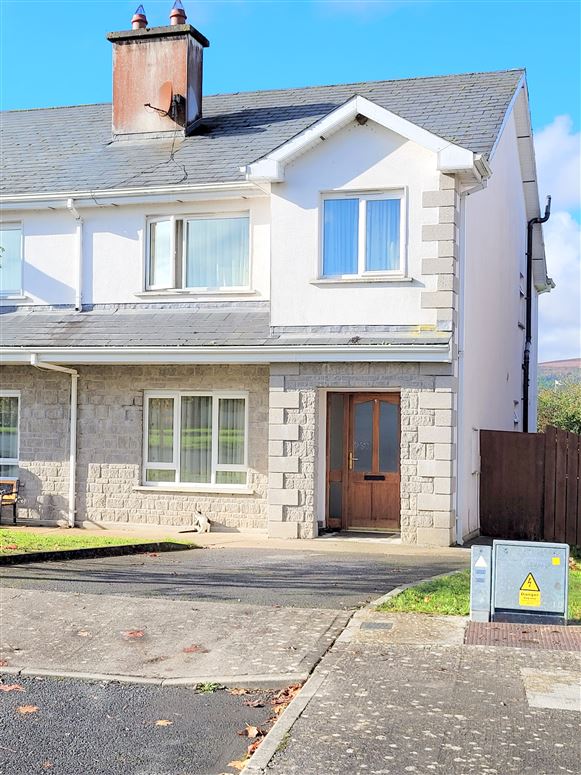 5 Riverdale, Cahir, Tipperary