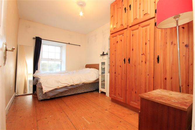 5 Stanhope Street,, Ballinakill, Laois