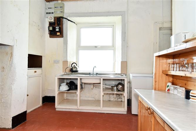 Perry Cottage, Mullaghglass, Tullycross, Renvyle, Galway