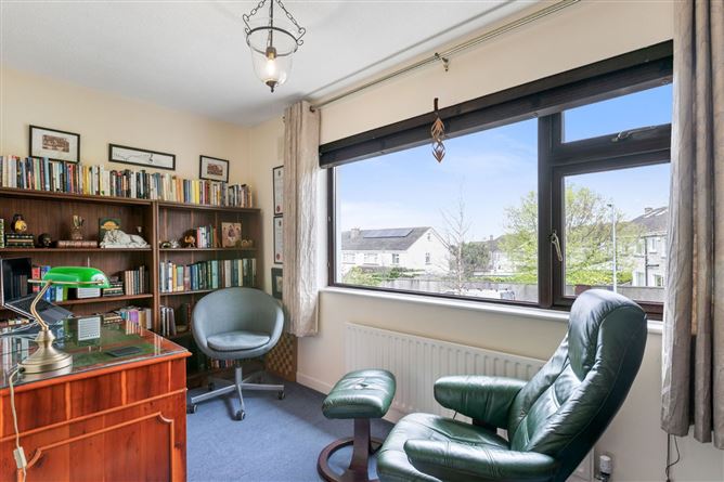 25 Glenageary Lodge, Glenageary, Co. Dublin