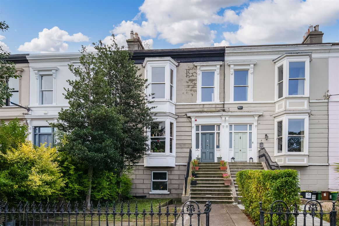 6 Eden Park, Sandycove, County Dublin